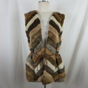 Chicos Faux Fur Chevron Sweater Vest Browns Womens 3 Size XL Boho MobWife